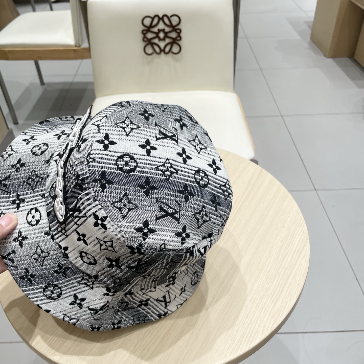 High quality and fashionable sunshade fisherman hat 2 pcs add : 18859952090 if you need size guide