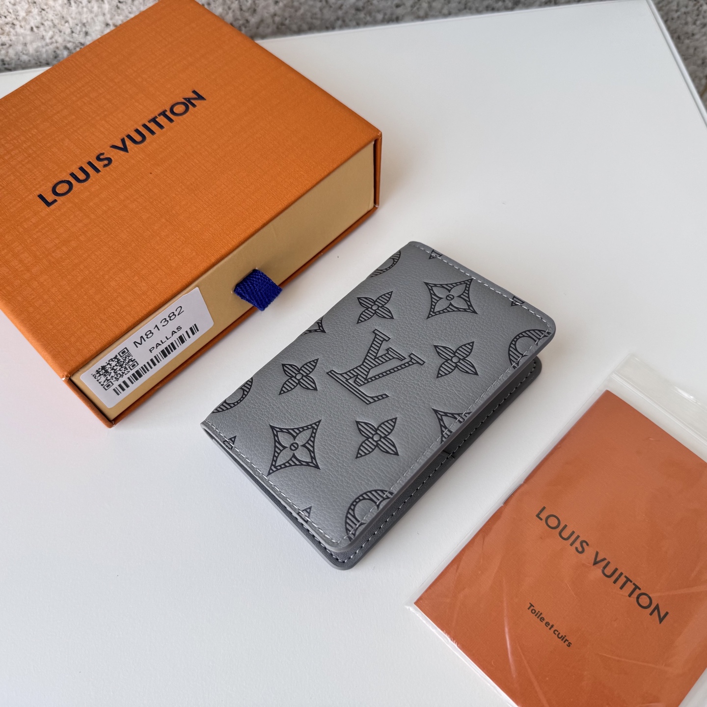 High quality new printed passport clip, short clip wallet, PLS add : 18030258501 if you need size guide