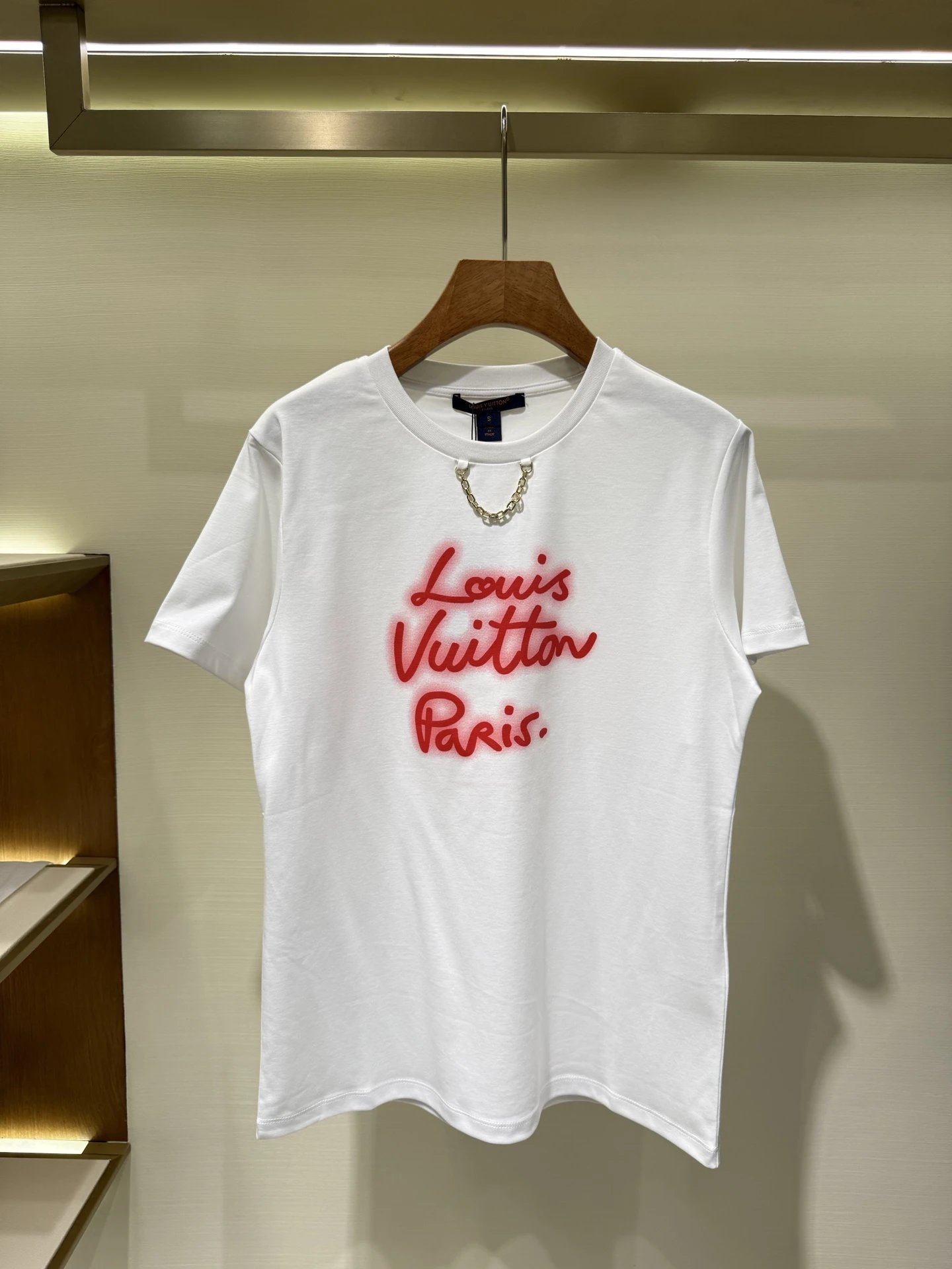 High quality women's chain printed short sleeves, please add : 18859952090 if you need size guidance
