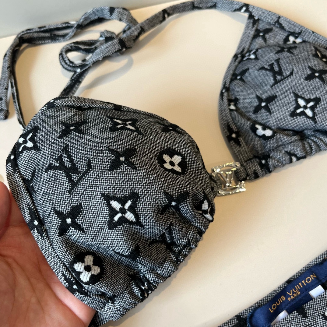 High quality bikini set 6pcs add : 18859952090 if you need size guide