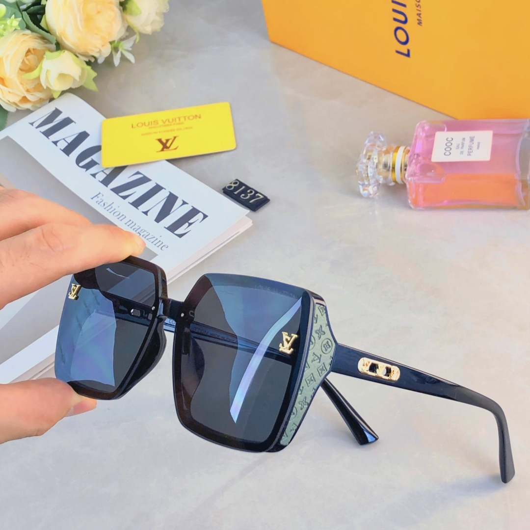 High quality temperament sunscreen sunglasses 1 pls add : 18030258501 if you need size guide