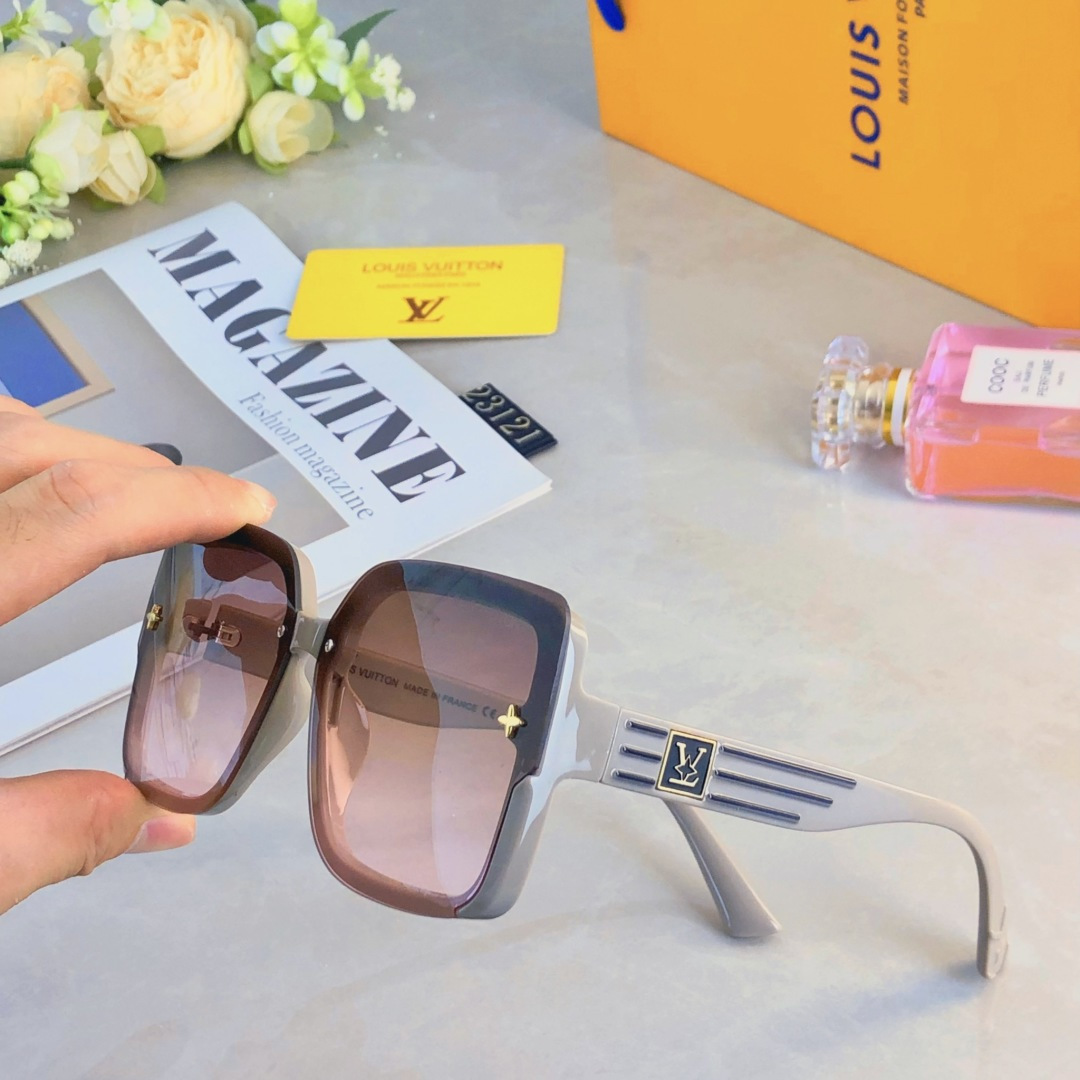 High quality temperament sunscreen sunglasses 1 pls add : 18030258501 if you need size guide