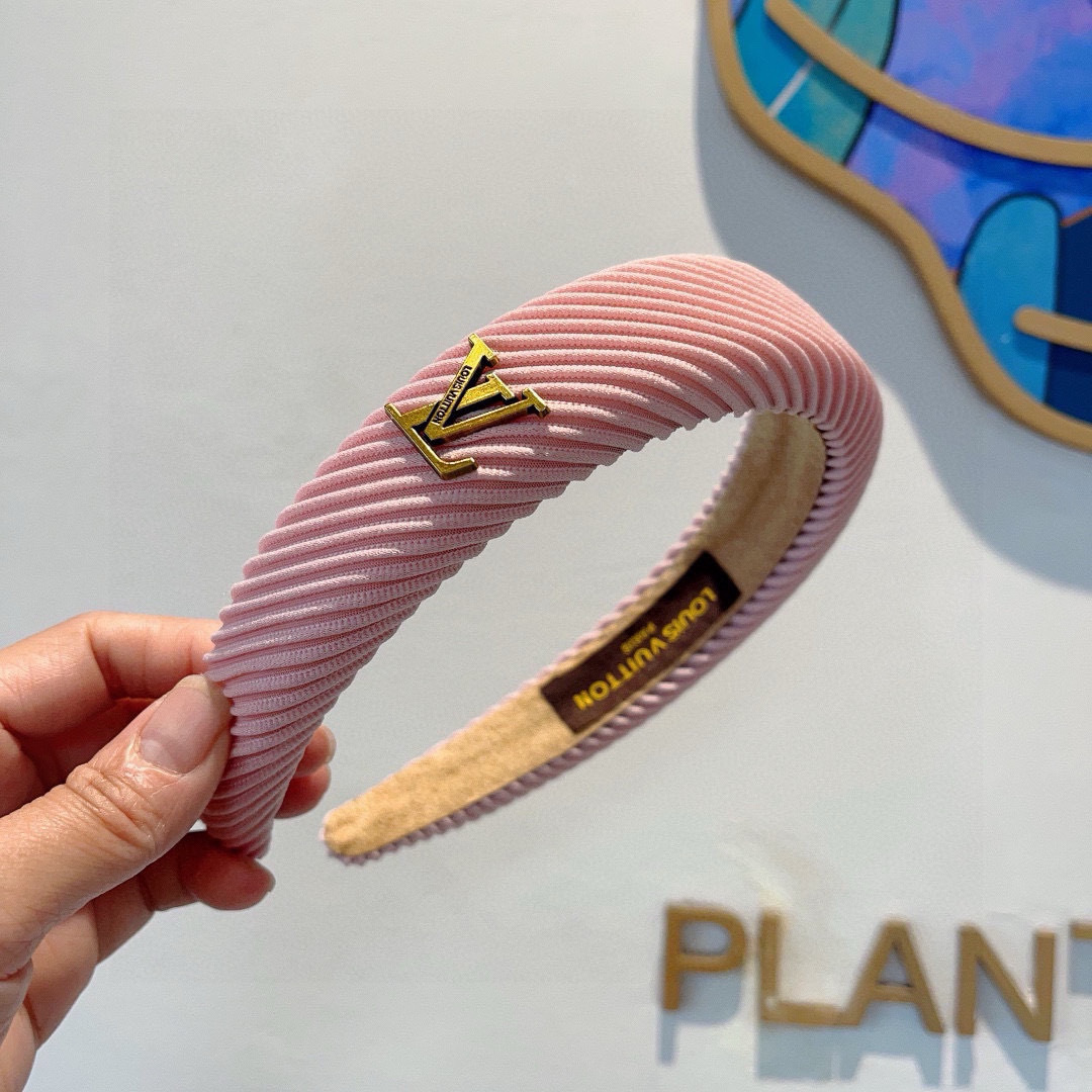 High quality fashionable and versatile headband, please add : 18859952090 if you need size guide