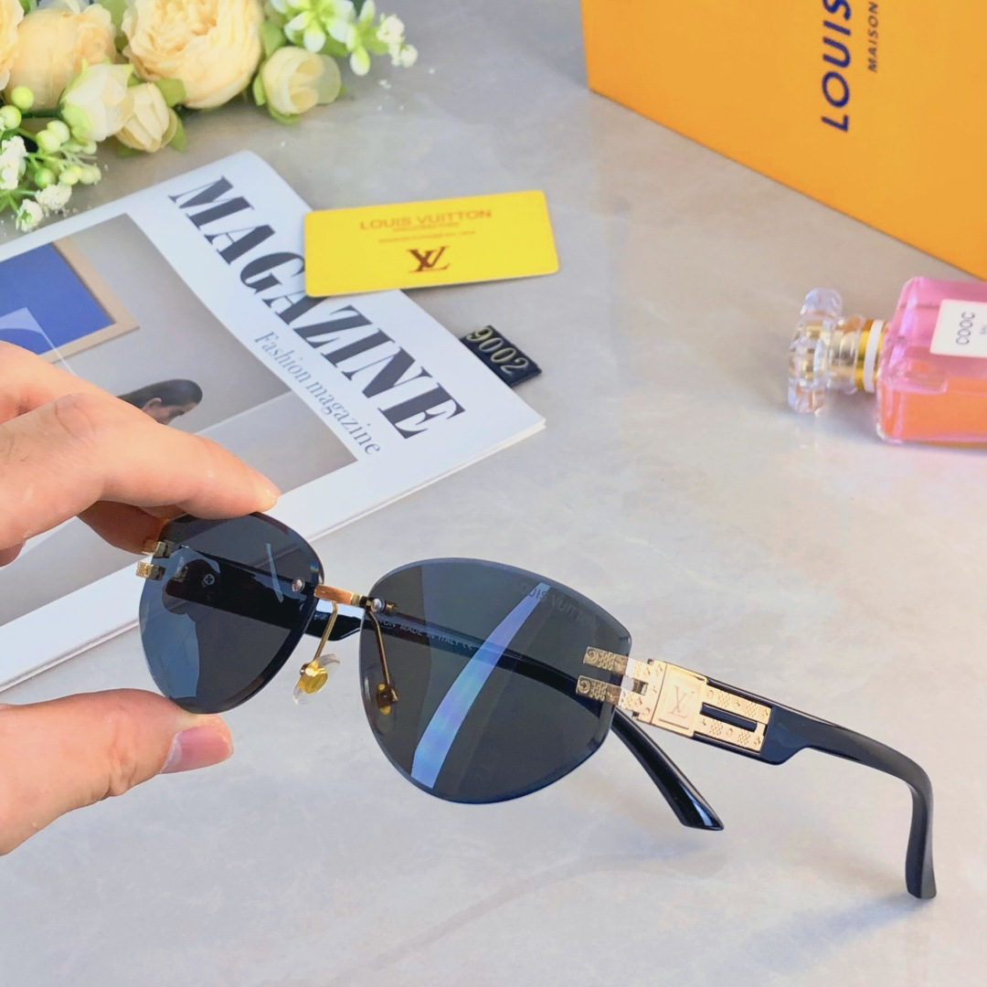 High quality temperament sunscreen sunglasses 3 pcs add : 18030258501 if you need size guide