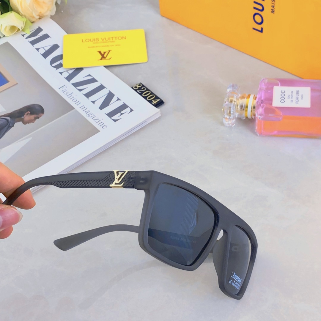 High quality temperament sunscreen sunglasses 3 pcs add : 18030258501 if you need size guide