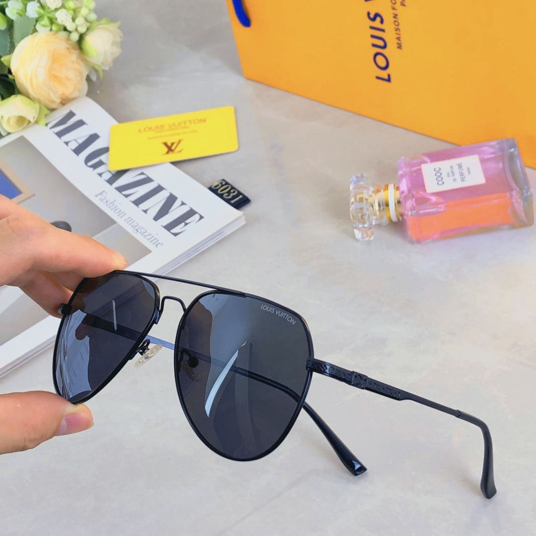 High quality temperament sunscreen sunglasses 3 pcs add : 18030258501 if you need size guide
