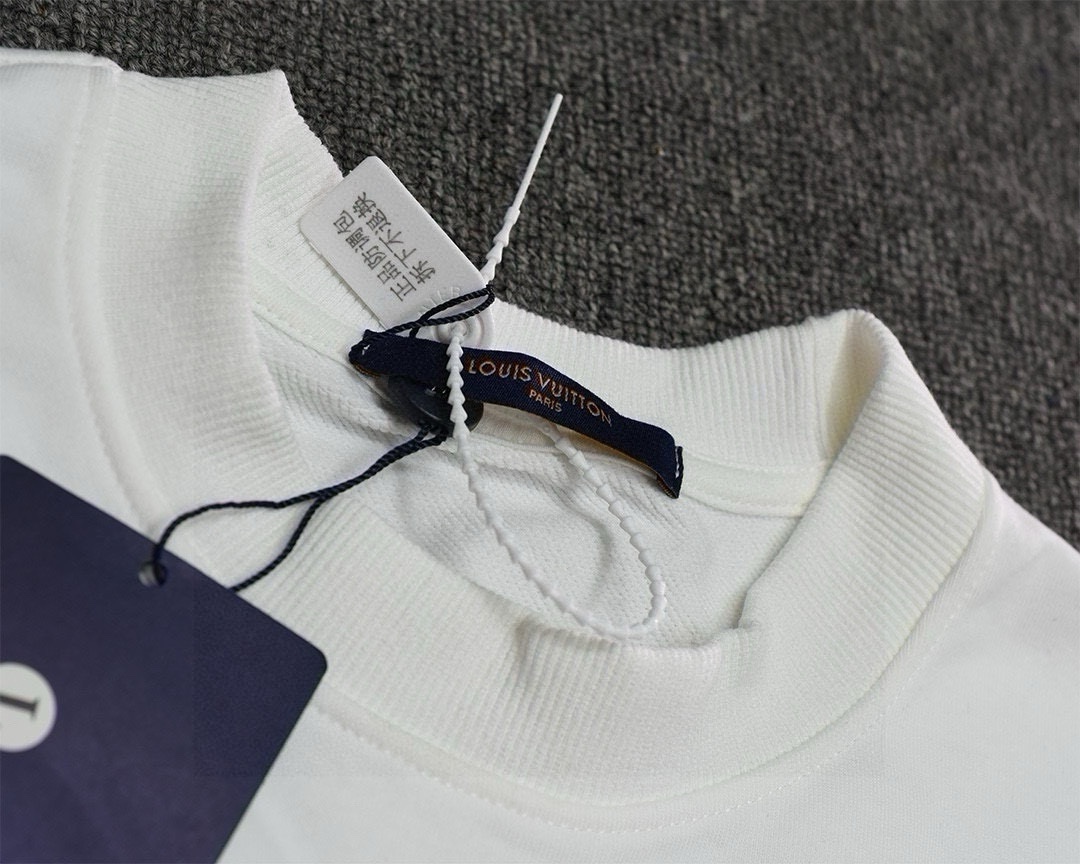 High quality minimalist letter printed round neck looped hoodie 1 pls add : 18030258501 if you need size guide