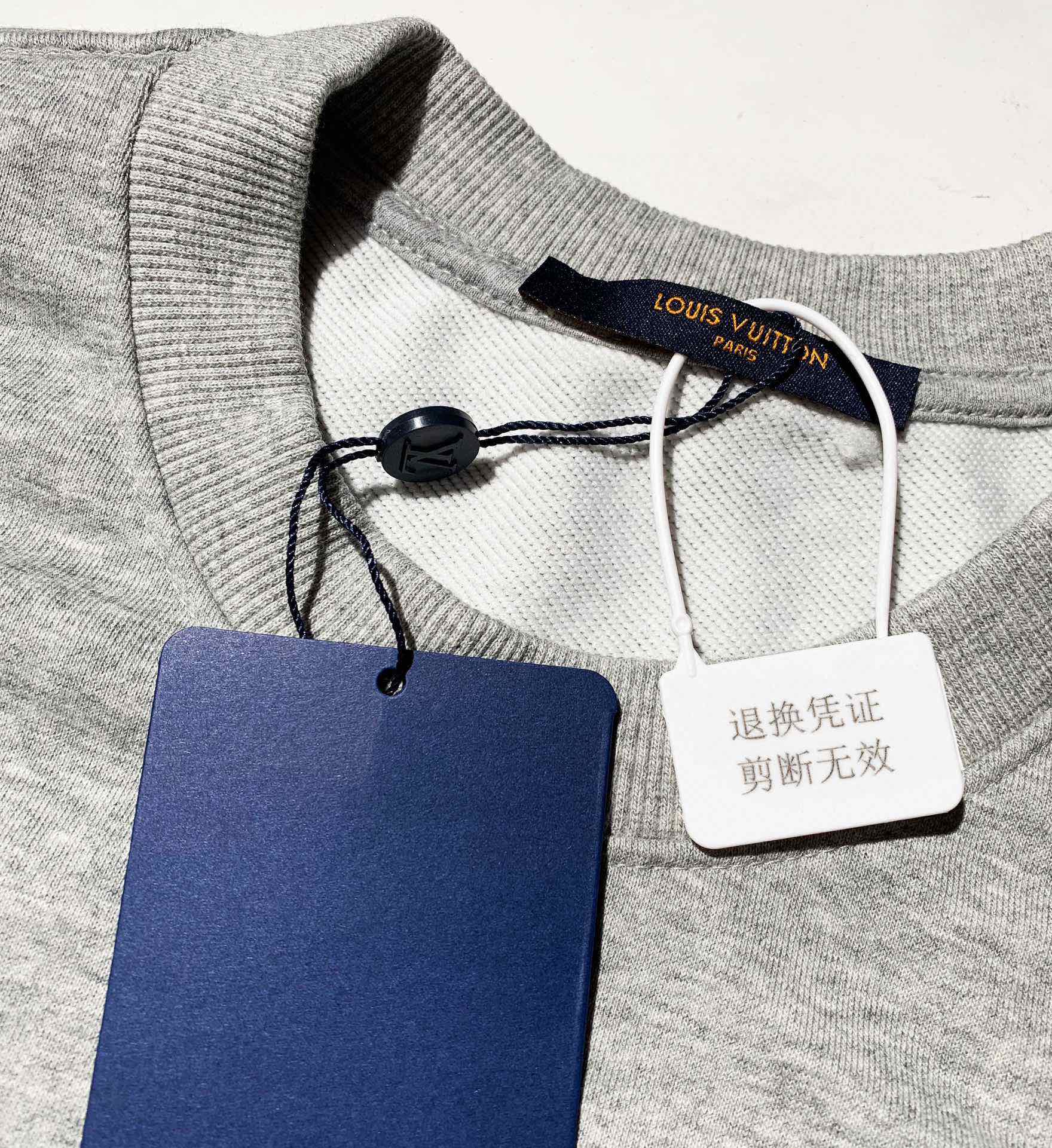 High quality minimalist letter printed round neck looped hoodie 1 pls add : 18030258501 if you need size guide