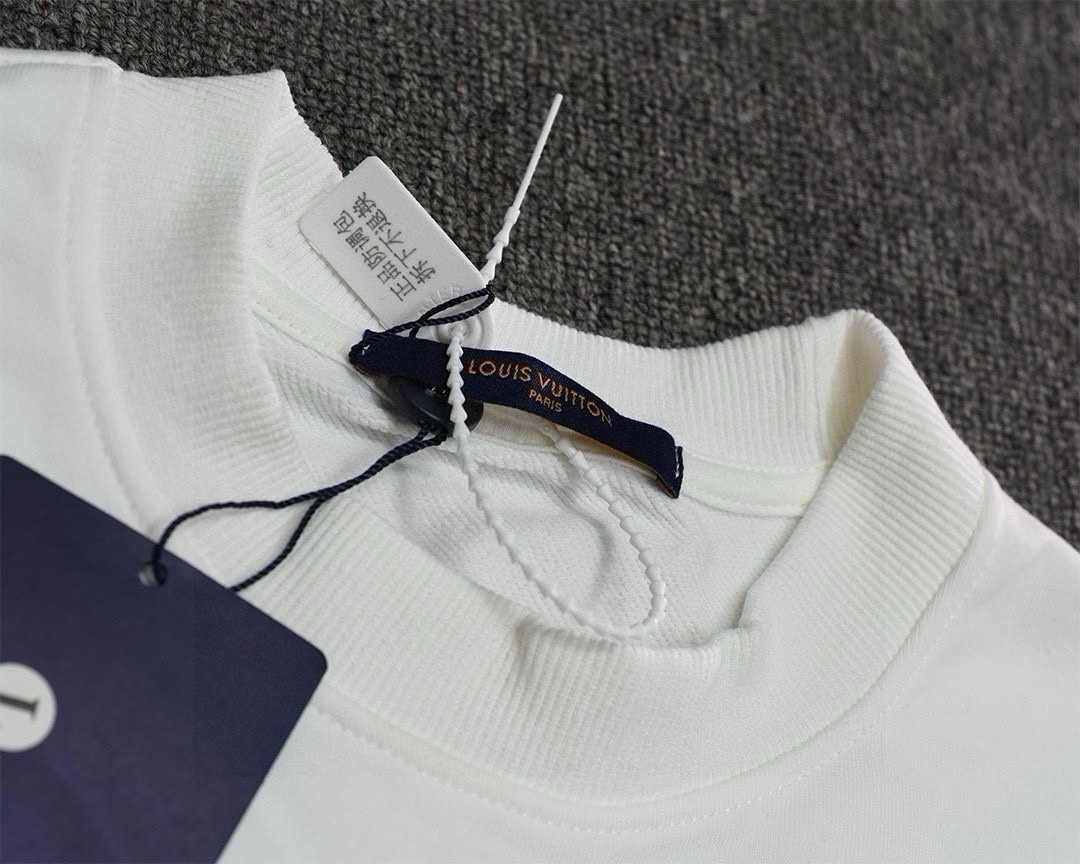 High quality minimalist letter printed round neck looped hoodie 1 pls add : 18030258501 if you need size guide