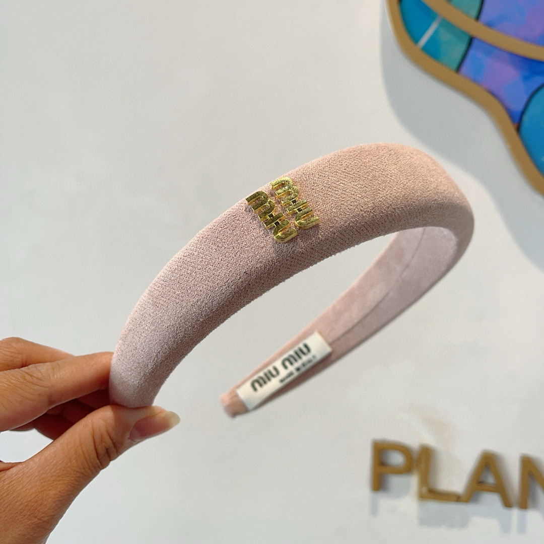 High quality patent leather hair bands, please add : 18030258501 if you need size guide