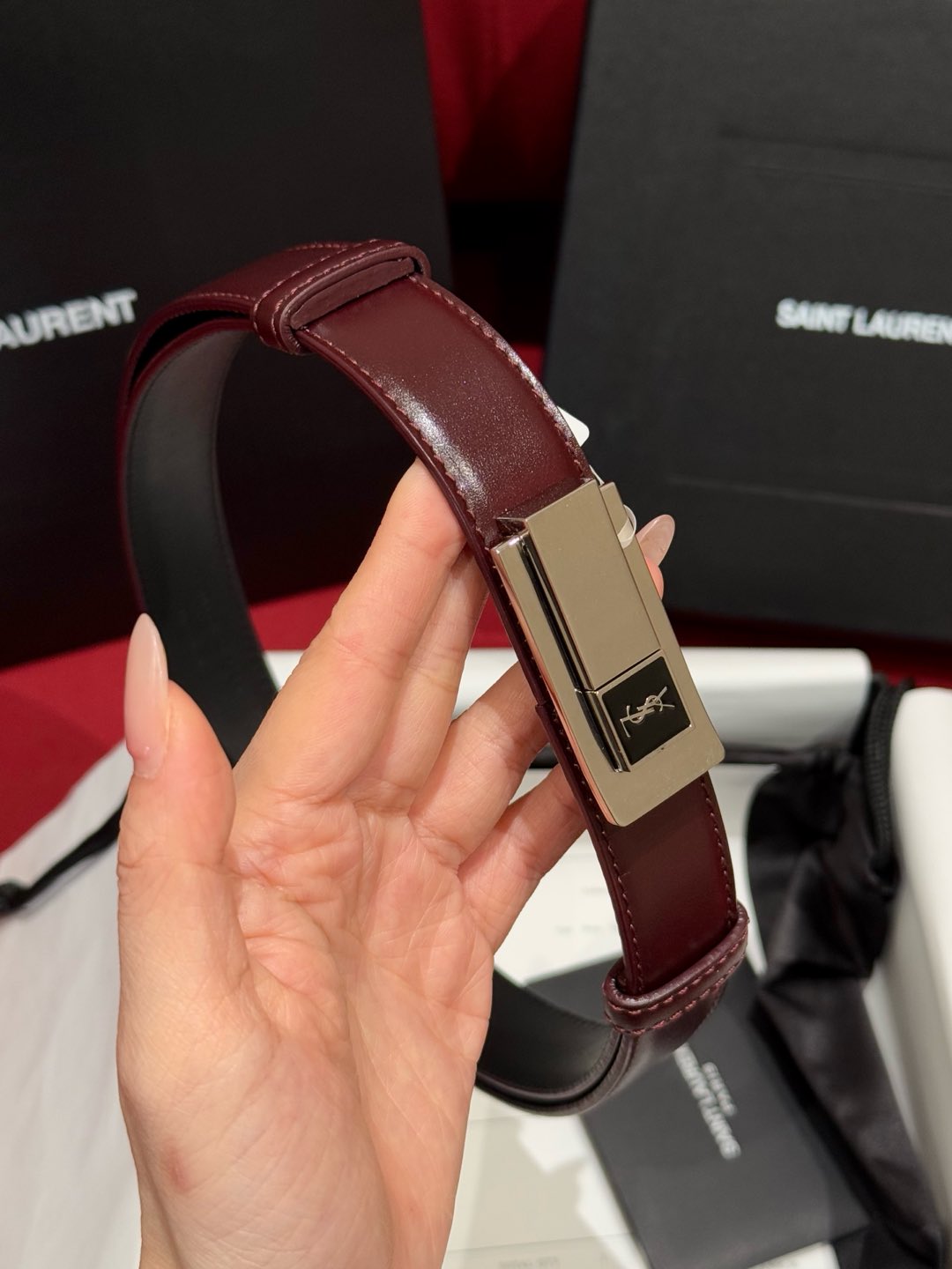 High quality, simple and refined women's waist belt 2 pcs add : 18030258501 if you need size guide