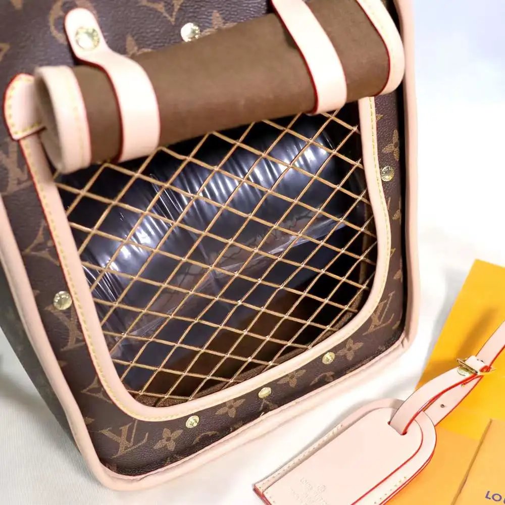 High quality pet bags (multi brand), please add : 18030258501 if you need size guide