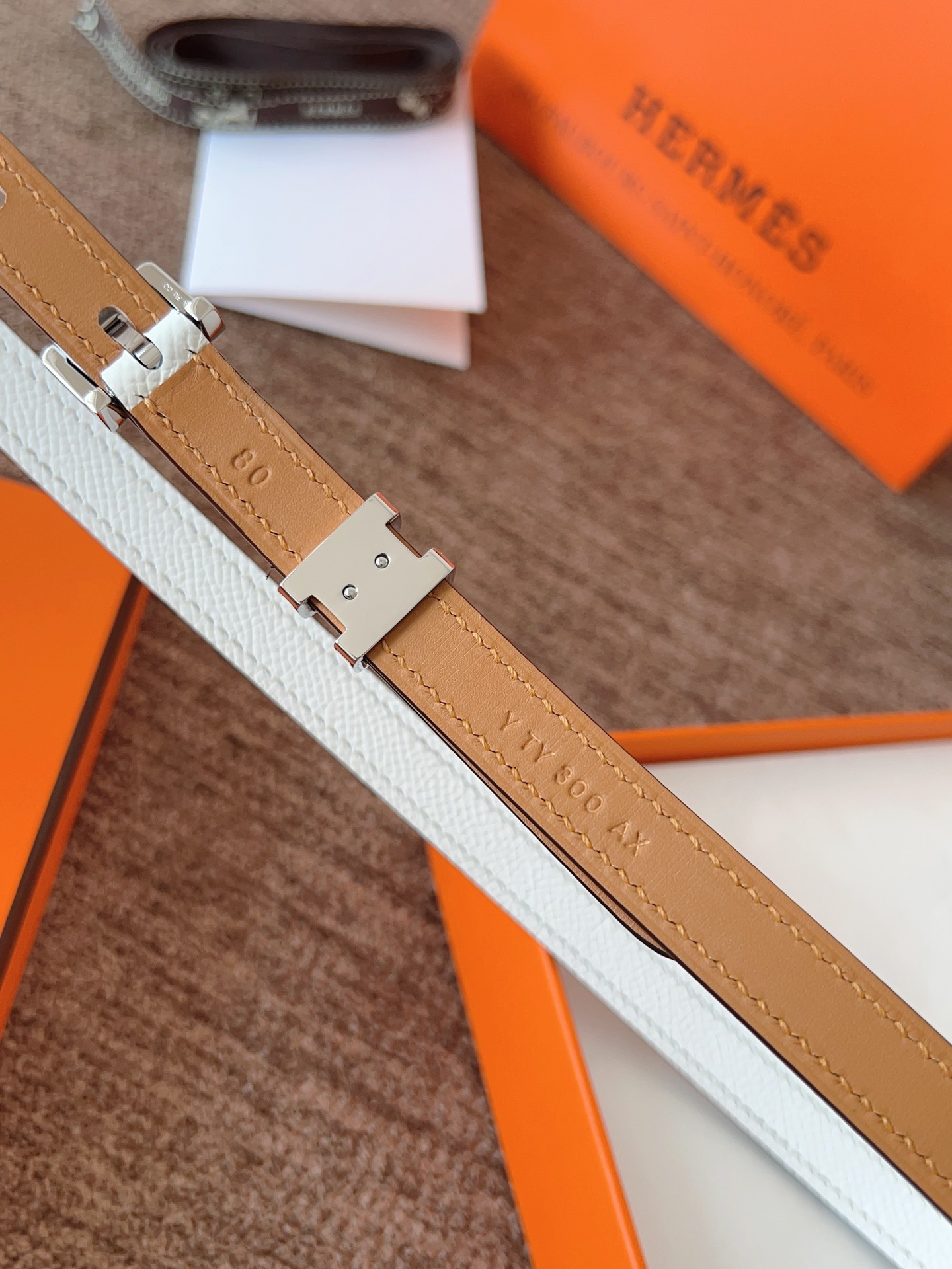 High quality, simple and refined women's waist belt 3 pcs add : 18859952090 if you need size guide