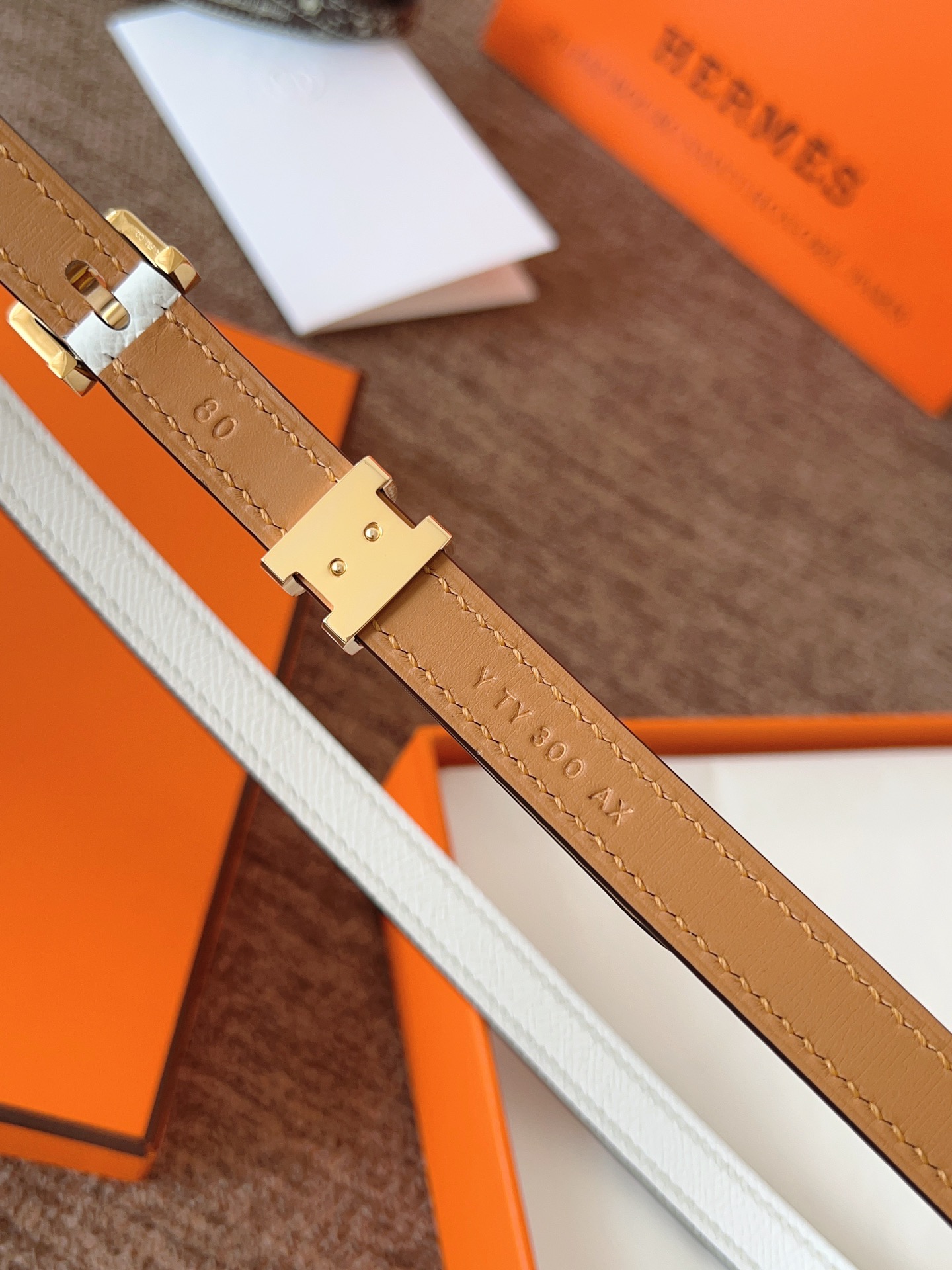 High quality, simple and refined women's waist belt 3 pcs add : 18859952090 if you need size guide