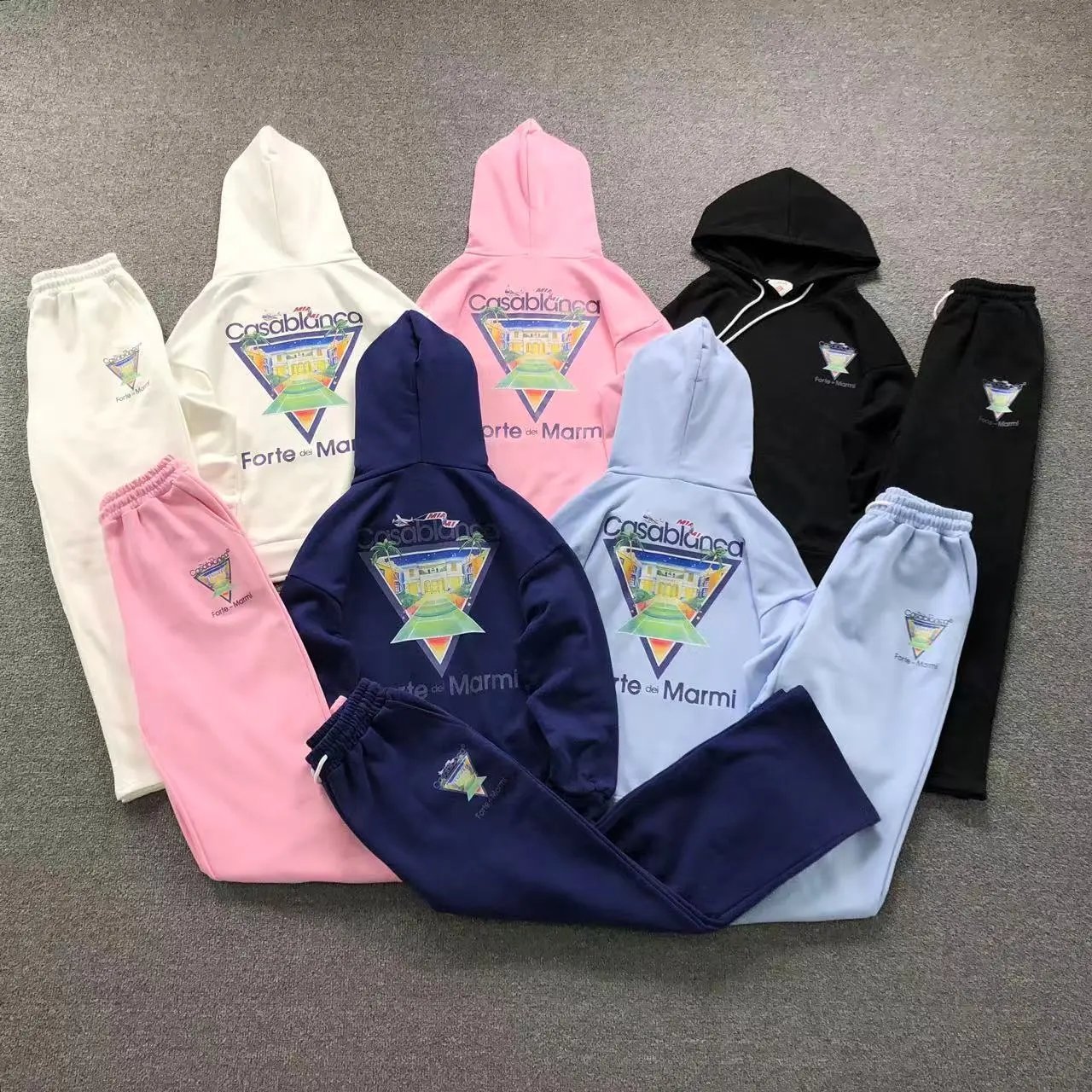 High quality casual versatile long sleeved hoodie hooded set sweatpants 2pls add : 18030258501 if you need size guide