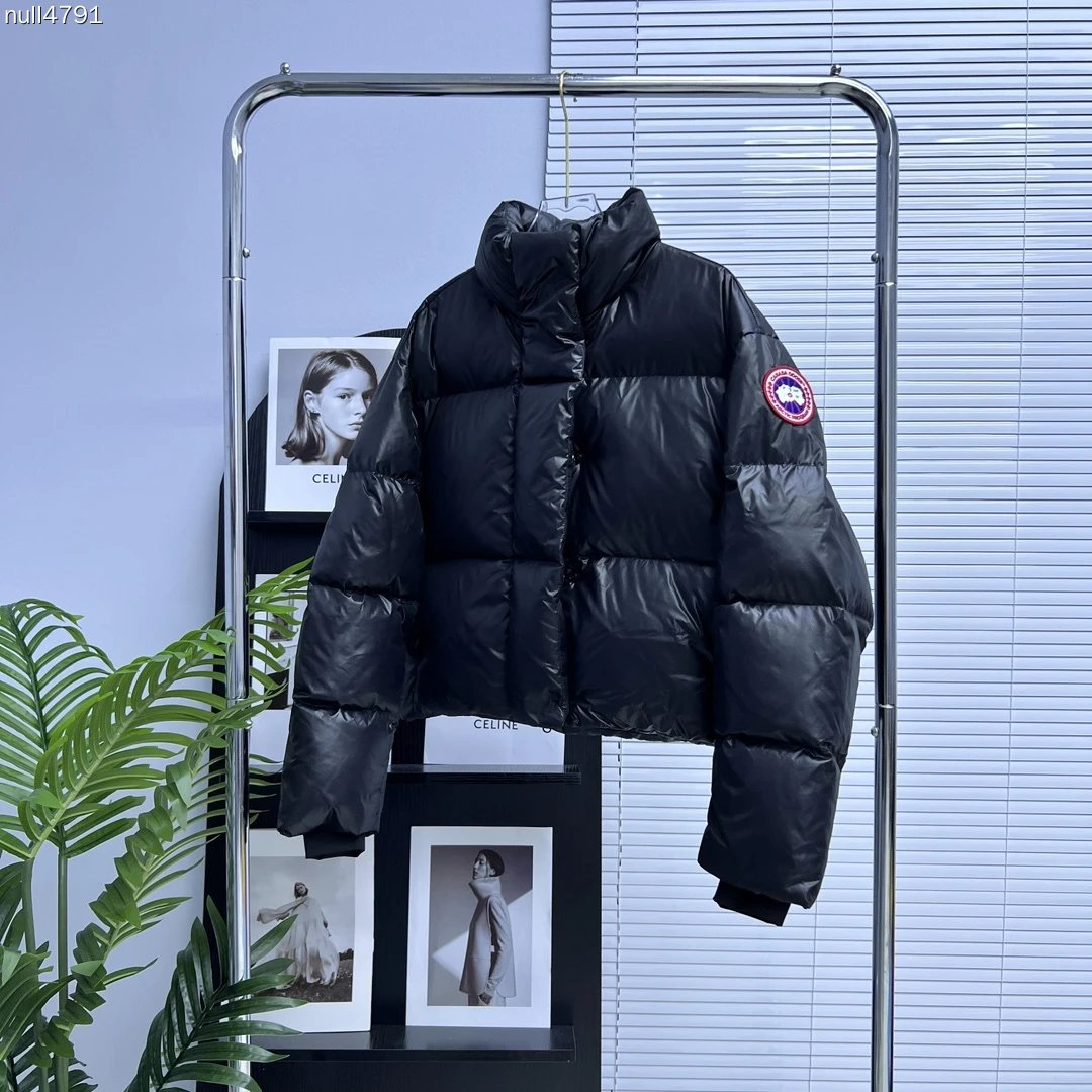 Winter short glossy down jacket