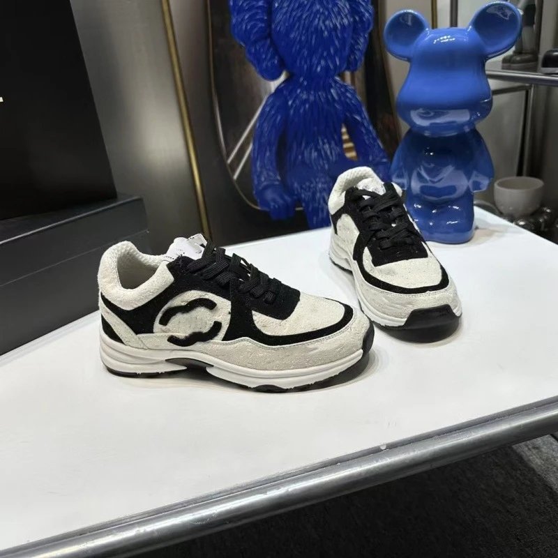 High quality women's sports shoes