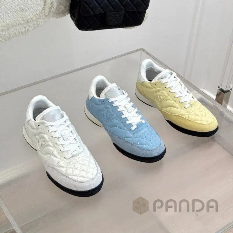 High quality Xiaoxiang sheepskin German training shoes, please add : 18030258501 if you need size guidance
