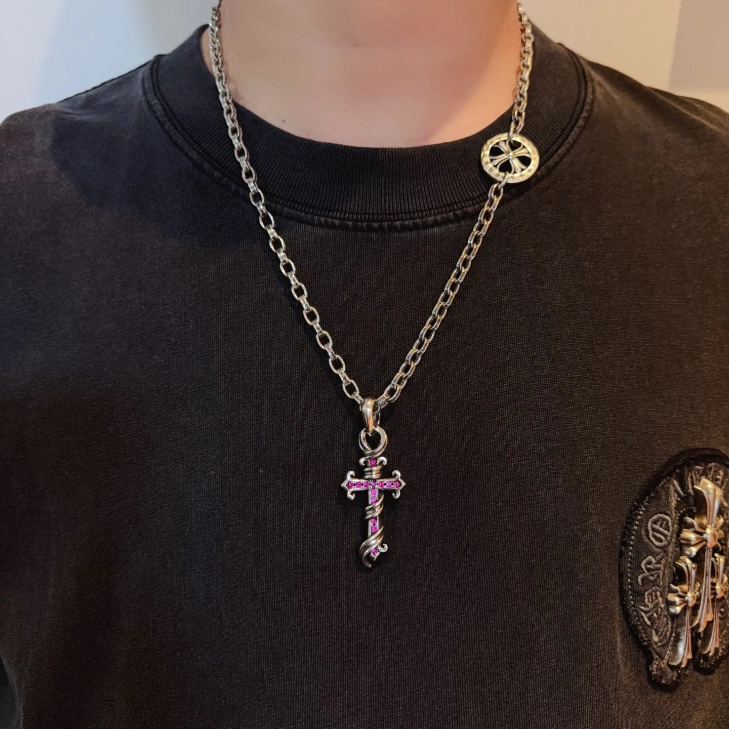 High quality Croheart Classic Cross Pendant Necklace