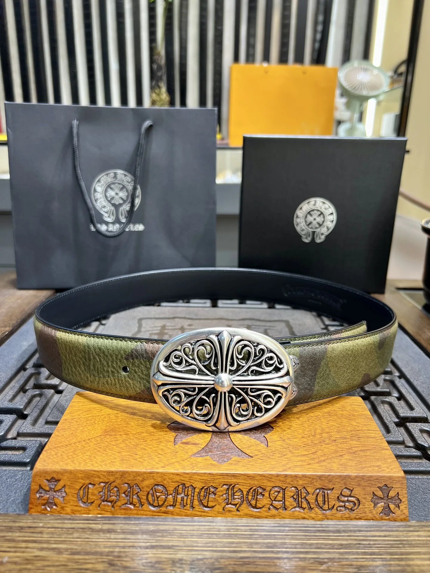 High quality Croheart retro punk cowhide silver buckle belt