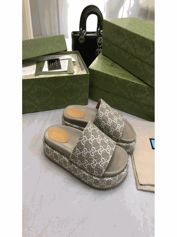 Freps - High quality slippers 001