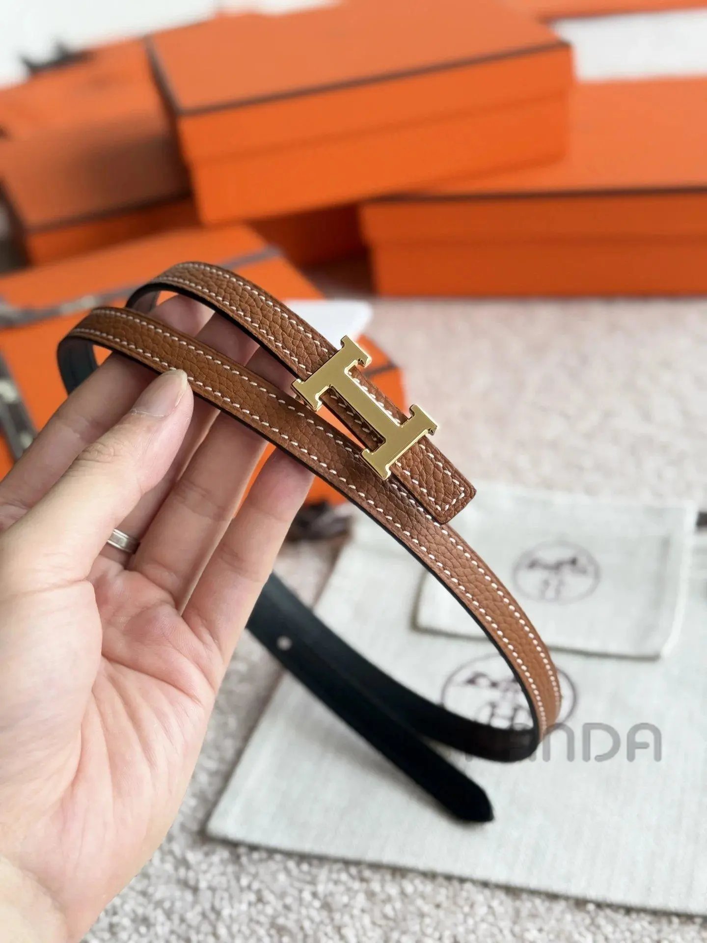 High quality, simple and refined women's waist belt 3 pcs add : 18859952090 if you need size guide