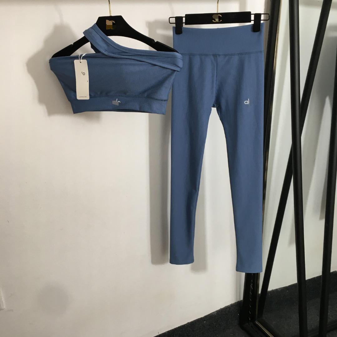 High quality sports high waist and hip lifting yoga pants set, please add : 18859952090 if you need size guide