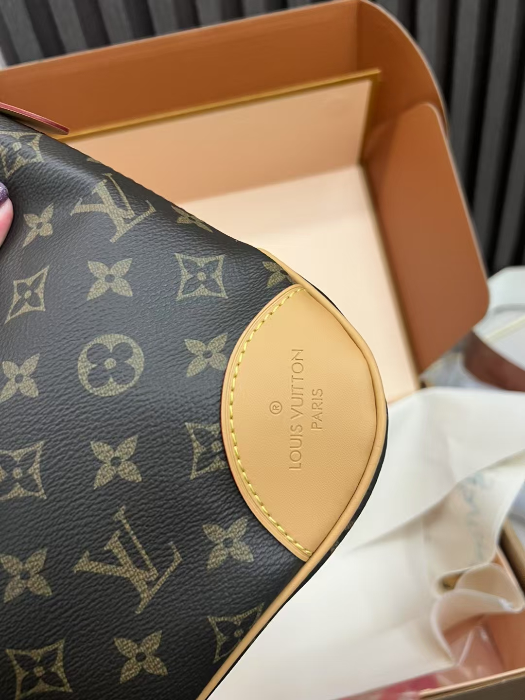 High quality crossbody bag 2