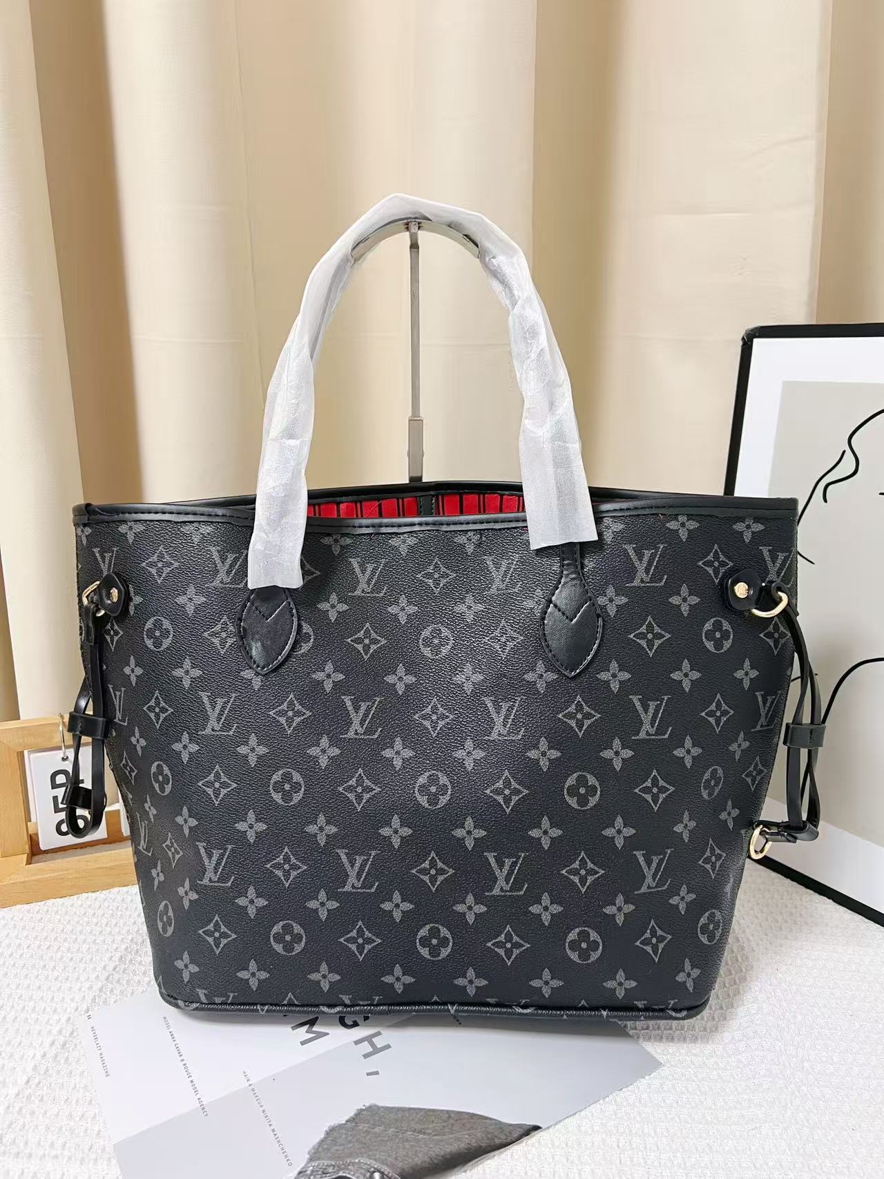 High quality crossbody bag 2