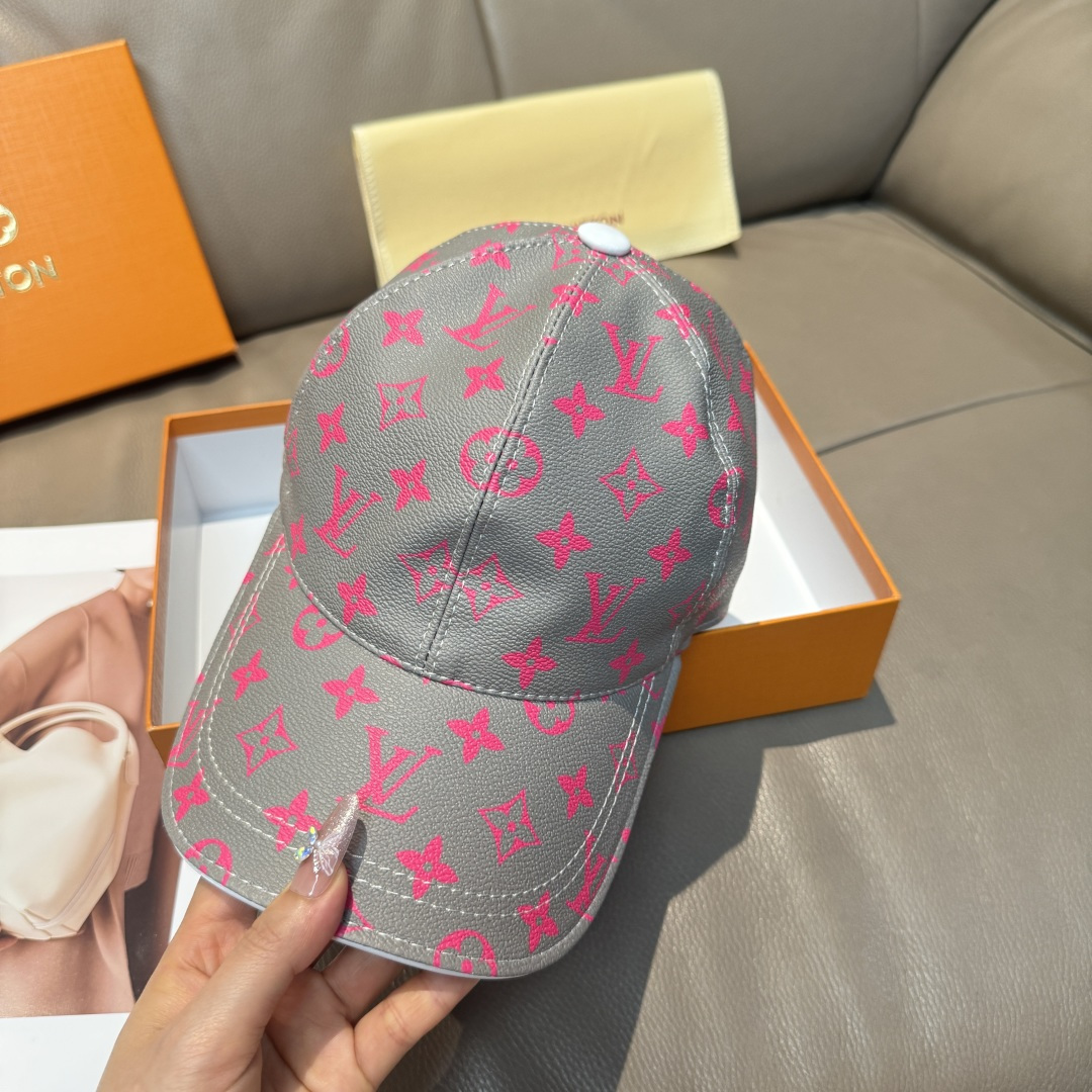 High quality and fashionable baseball cap new 5 pcs add : 18859952090 if you need size guide