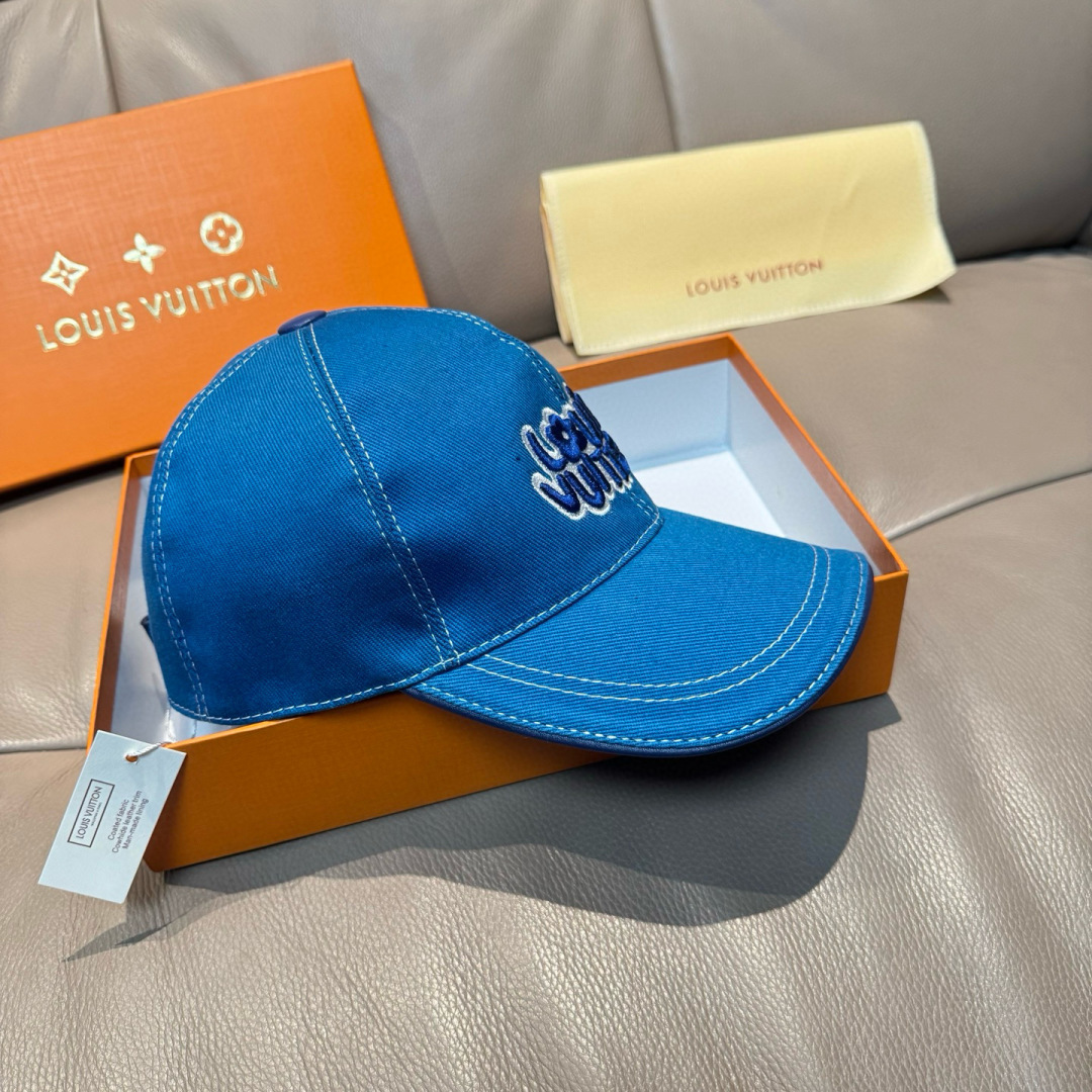 High quality and fashionable baseball cap new 5 pcs add : 18859952090 if you need size guide