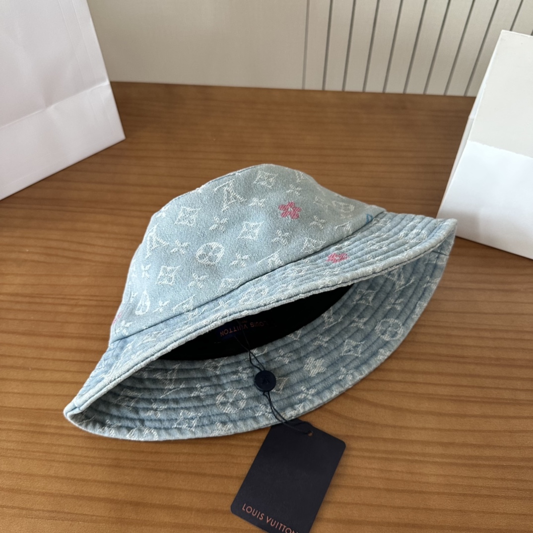 High quality and fashionable sunshade fisherman hat 2 pcs add : 18859952090 if you need size guide