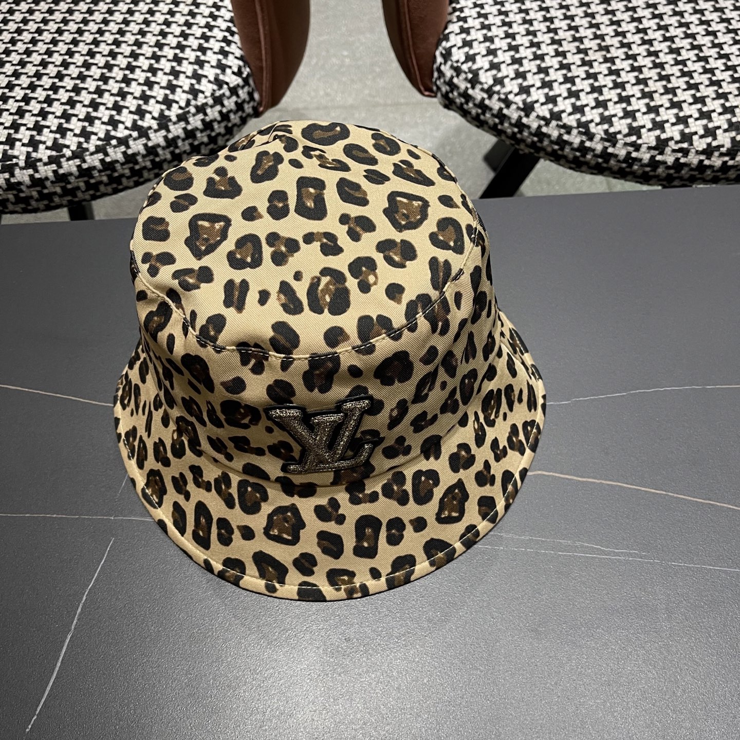 High quality and fashionable sunshade fisherman hat 2 pcs add : 18859952090 if you need size guide