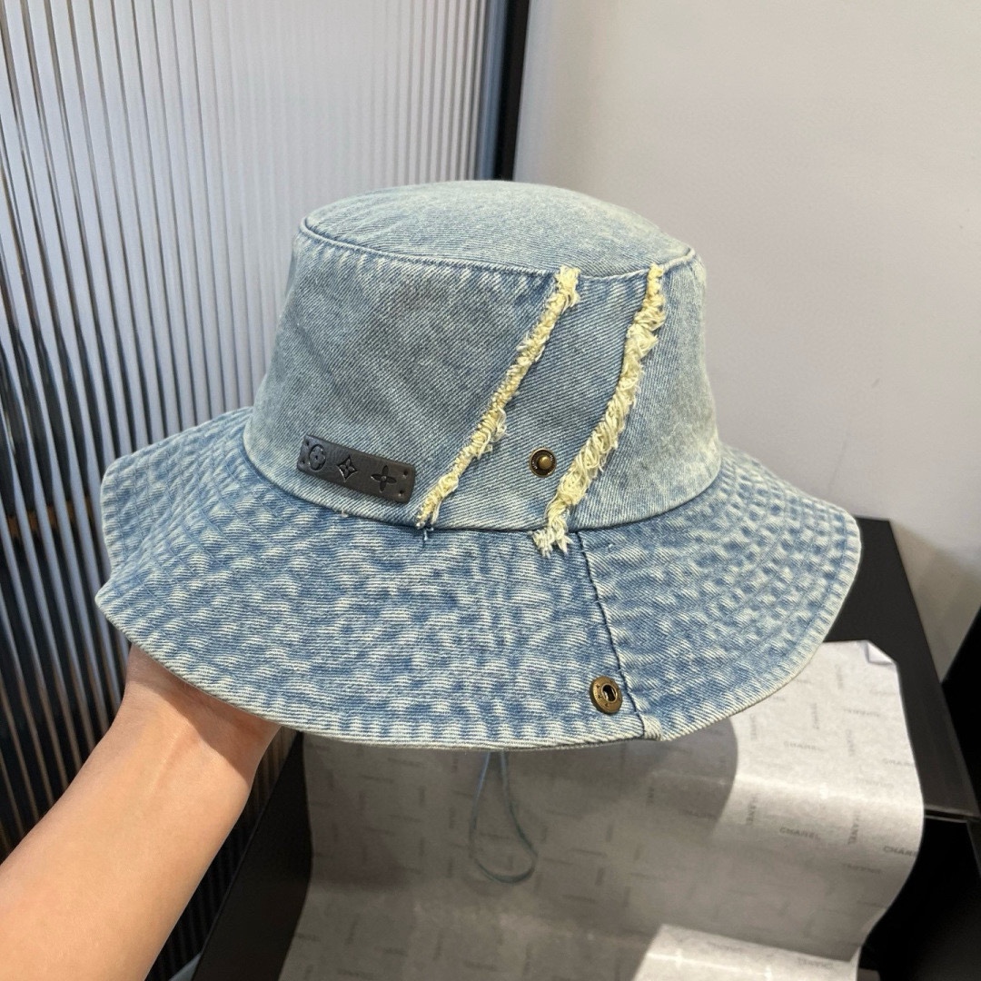 High quality and fashionable sunshade fisherman hat 2 pcs add : 18859952090 if you need size guide