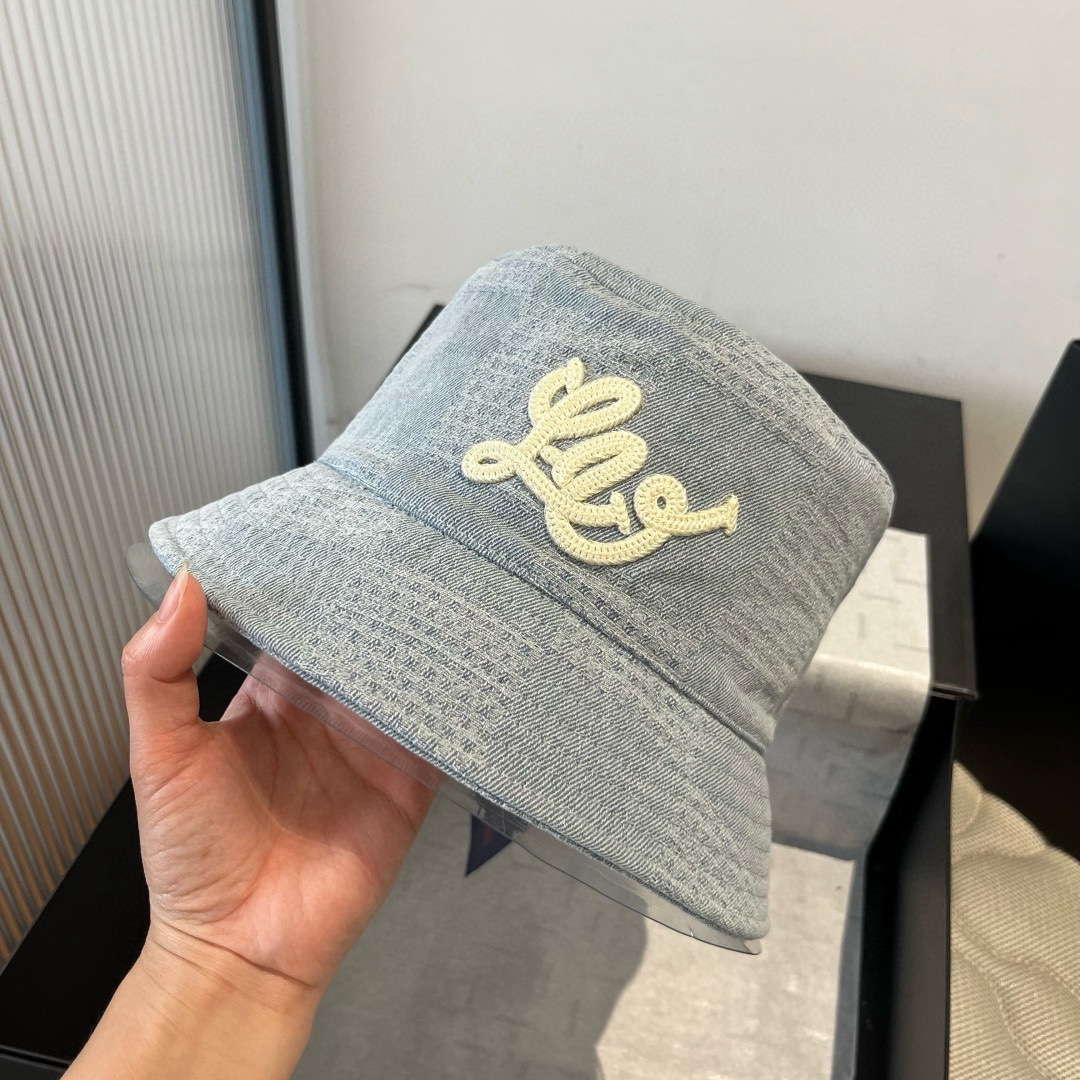 High quality and fashionable sunshade fisherman hat 2 pcs add : 18859952090 if you need size guide