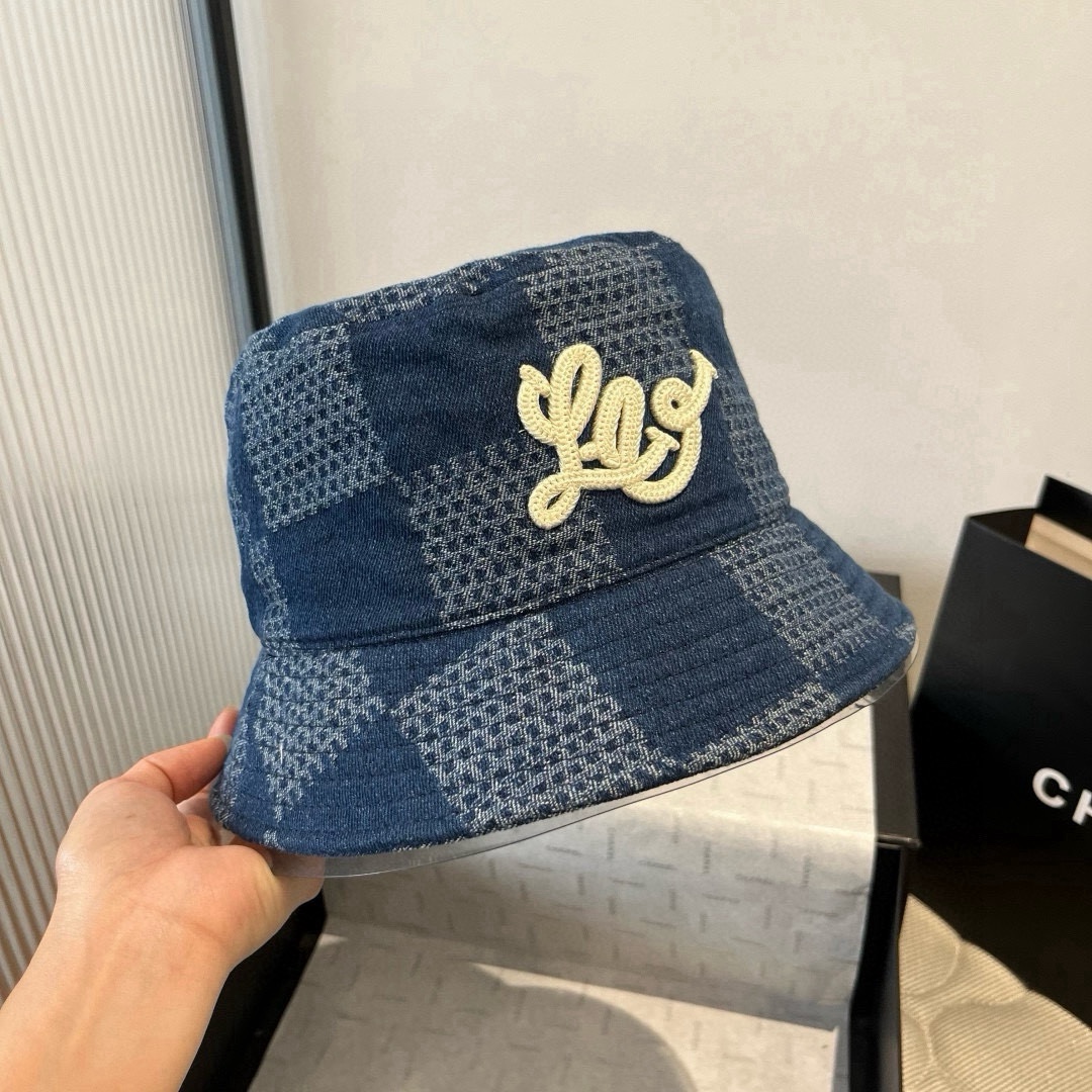 High quality and fashionable sunshade fisherman hat 2 pcs add : 18859952090 if you need size guide