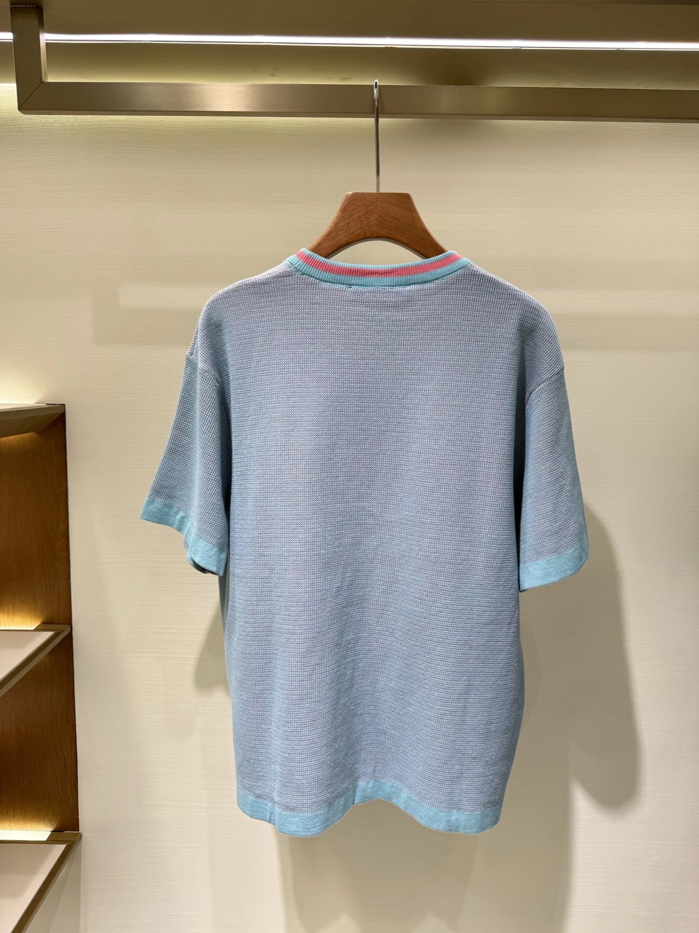 High quality women's chain printed short sleeves, please add : 18859952090 if you need size guidance