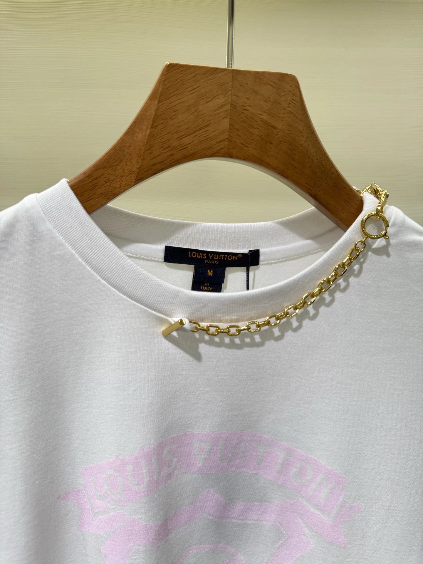 High quality women's chain printed short sleeves, please add : 18859952090 if you need size guidance