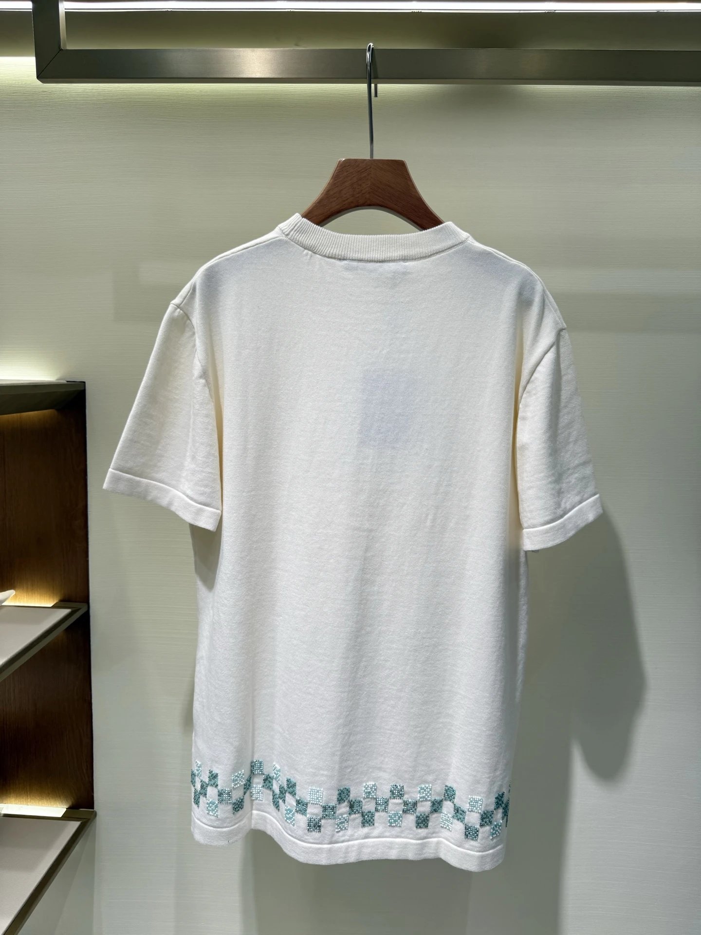 High quality women's chain printed short sleeves, please add : 18859952090 if you need size guidance