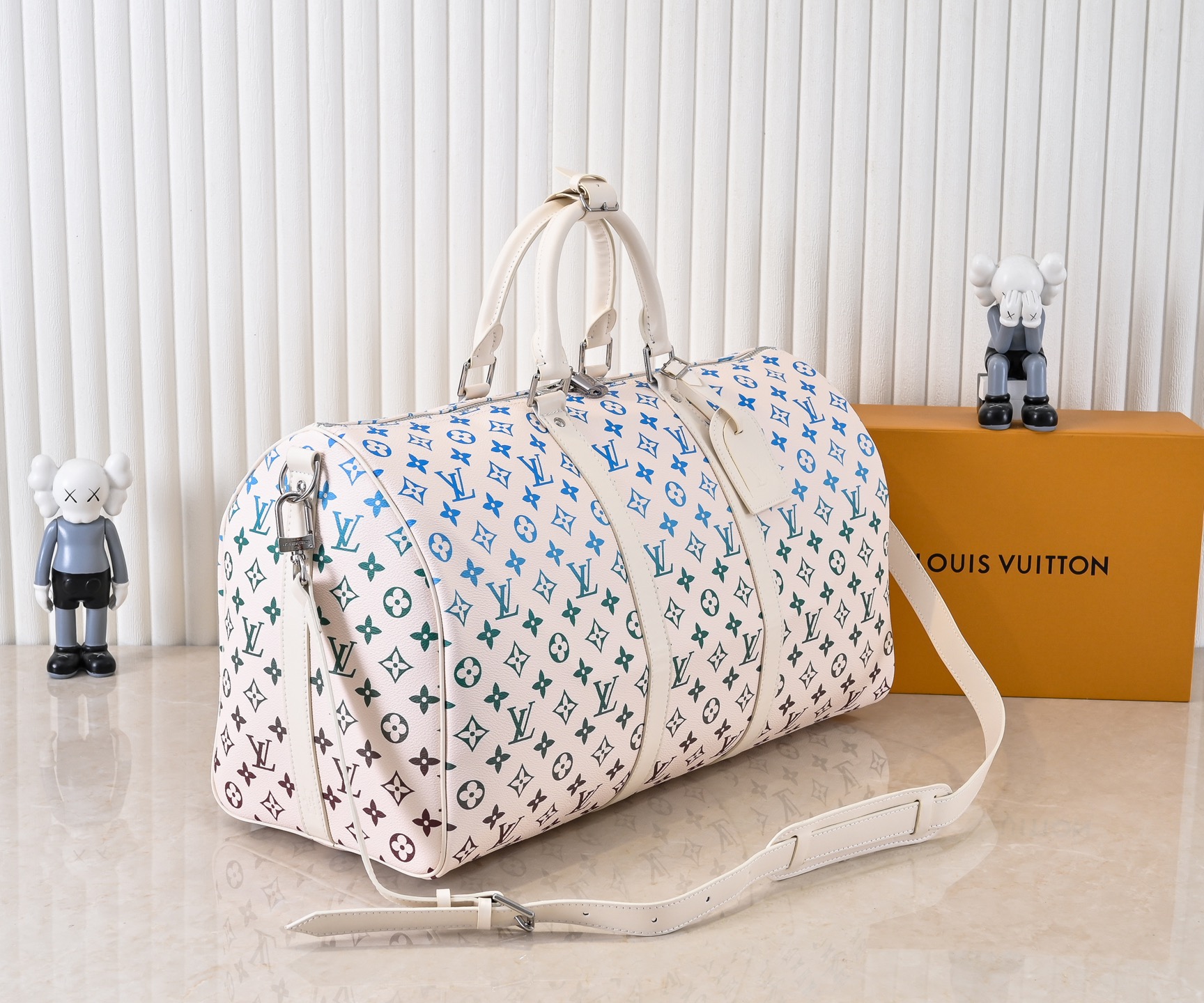 High quality printed large capacity travel bag PLS add : if you need size guide