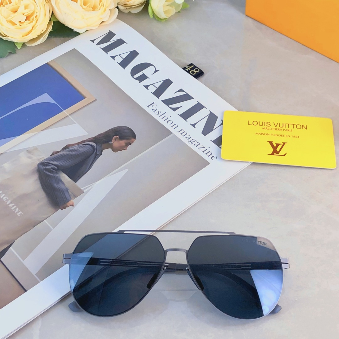 High quality temperament sunscreen sunglasses 4pcs add : 18030258501 if you need size guide