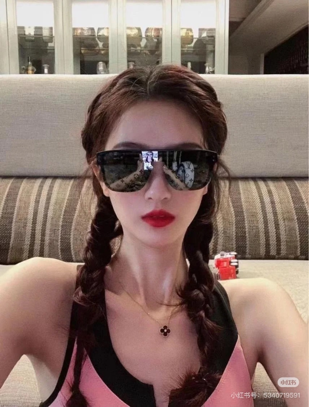 High quality temperament sunscreen sunglasses 1 pls add : 18030258501 if you need size guide
