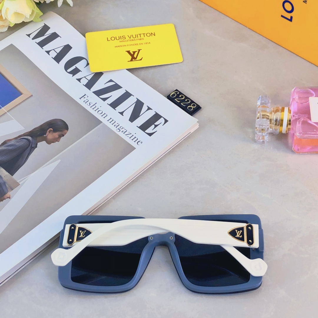 High quality temperament sunscreen sunglasses 1 pls add : 18030258501 if you need size guide