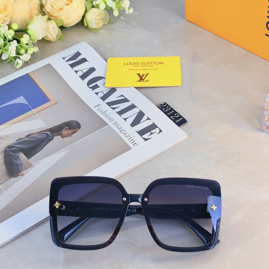 High quality temperament sunscreen sunglasses 1 pls add : 18030258501 if you need size guide