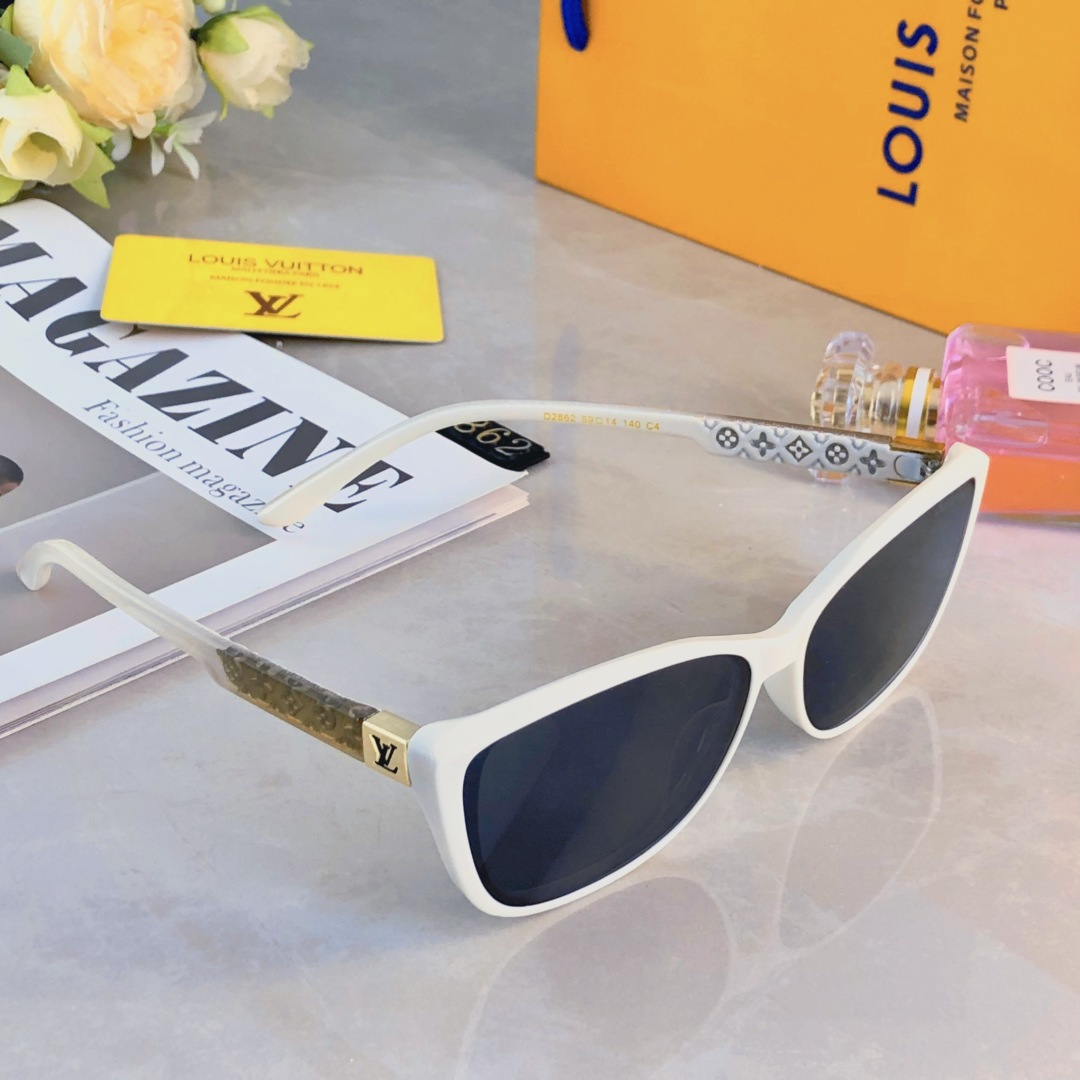 High quality temperament sunscreen sunglasses 2 pcs add : 18030258501 if you need size guide