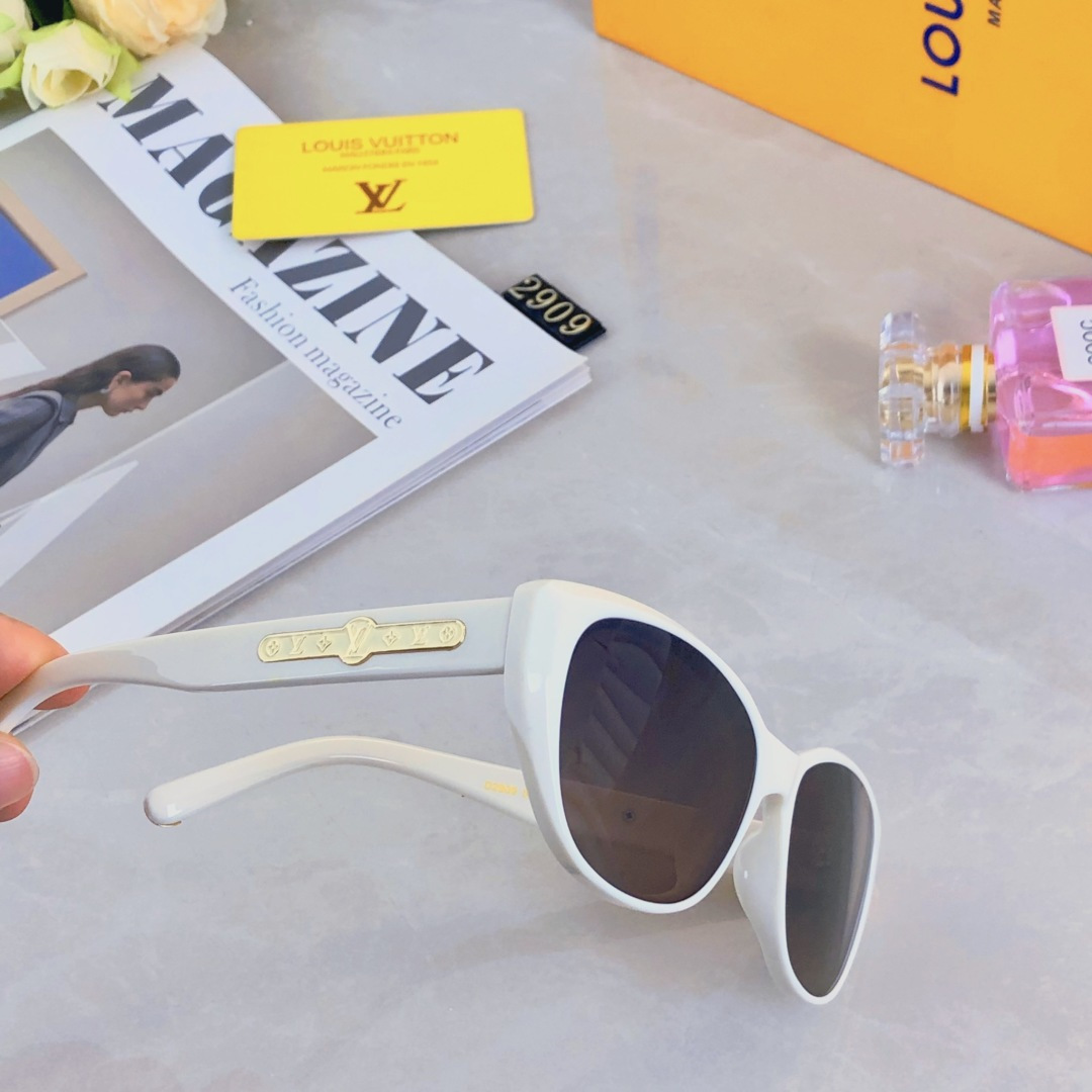 High quality temperament sunscreen sunglasses 2 pcs add : 18030258501 if you need size guide