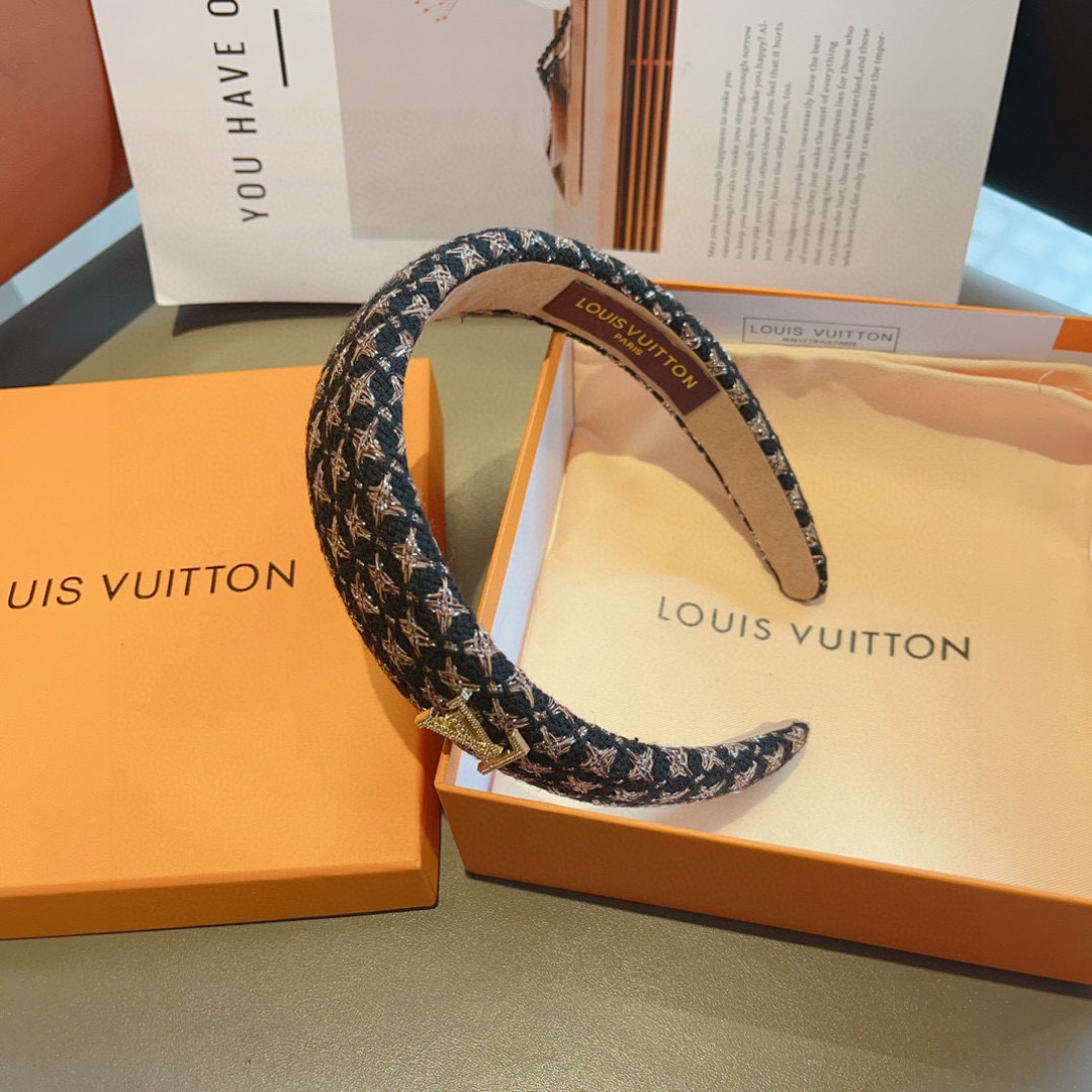 High quality fashionable and versatile headband, please add : 18859952090 if you need size guide