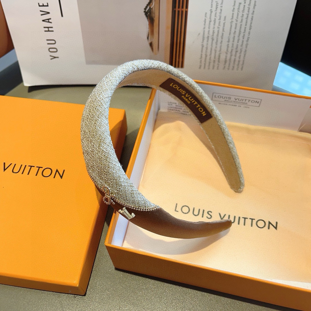 High quality fashionable and versatile headband, please add : 18859952090 if you need size guide