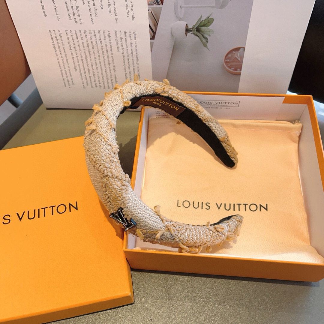 High quality fashionable and versatile headband, please add : 18859952090 if you need size guide