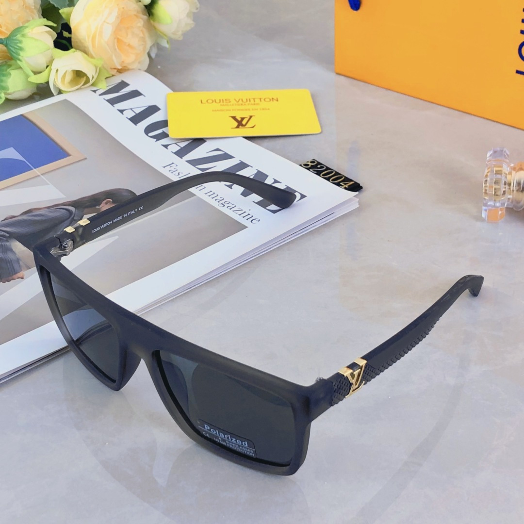 High quality temperament sunscreen sunglasses 3 pcs add : 18030258501 if you need size guide